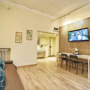 https://apt-lovely-2-bedroom-by-yourhost.it-romehotels.com